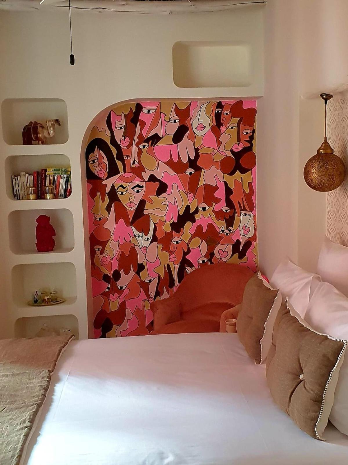 Riad Le Singe Rose Marrakesh