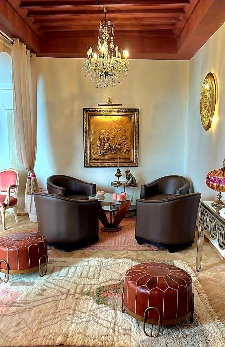 Riad Le Singe Rose *