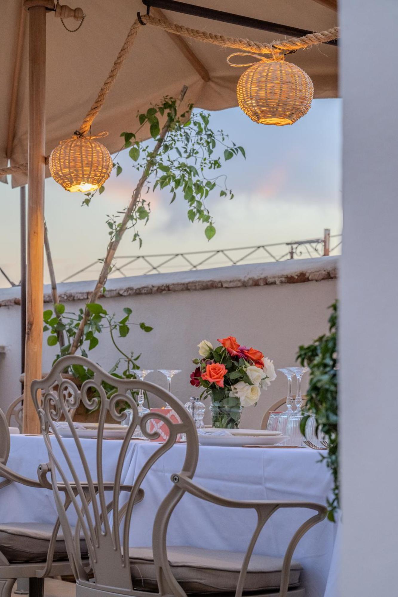 Le Singe Rose Riad Marrakesh